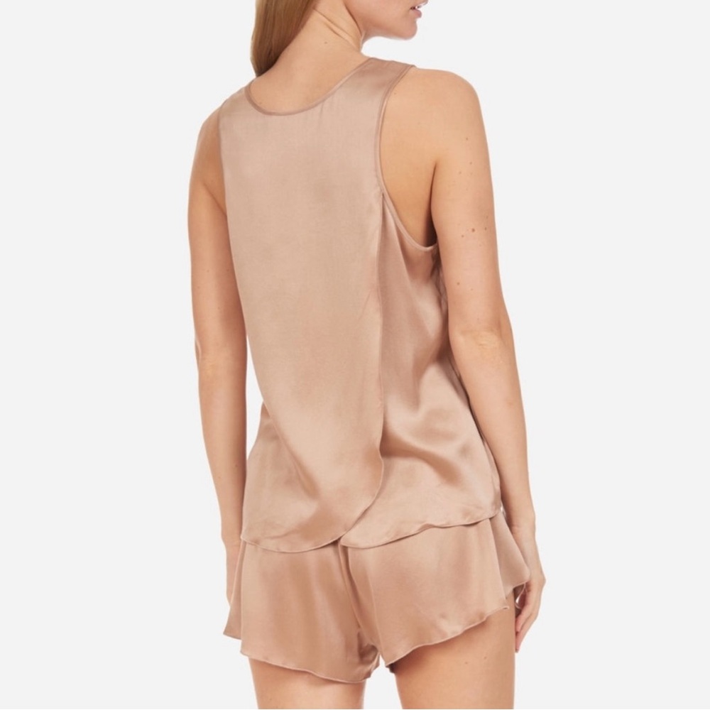 Lunya Washable Silk Tulip Back Pajama Set